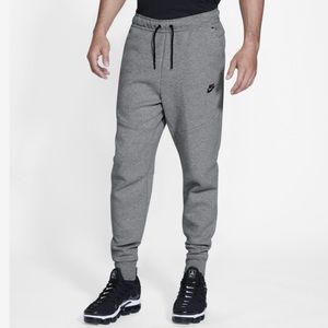 Nike Men’s Tech Sweatpants